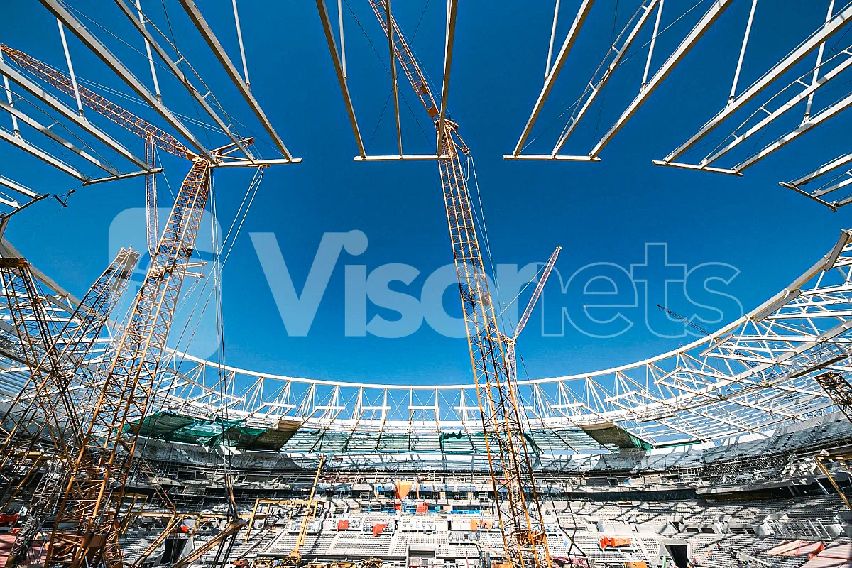 Sicherheitsnetze des Typs "S" VISORNETS für das Stadion "Al Rayyan" in Katar (Fußball-Weltmeisterschaft 2022)