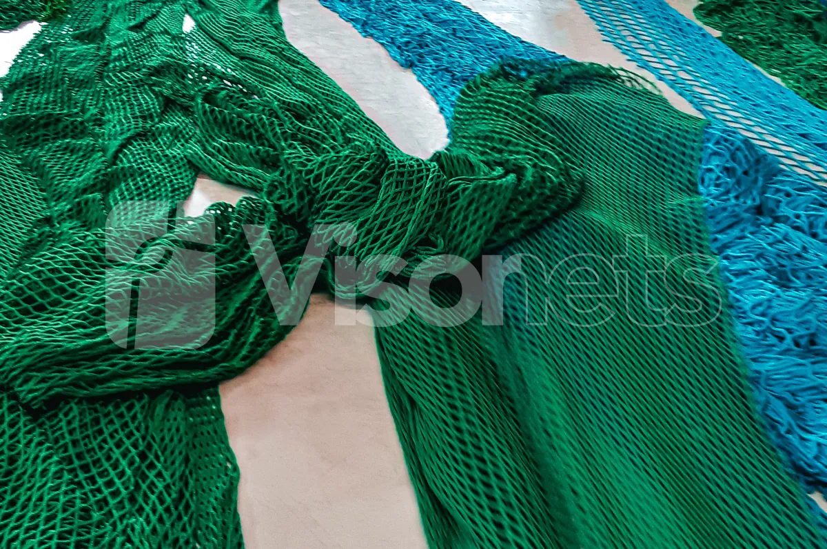 VISORNETS typ "S" Sicherheitsnetze im stadion "Ras Abu Aboud 974“ in Katar (Fußball-Weltmeisterschaft 2022)